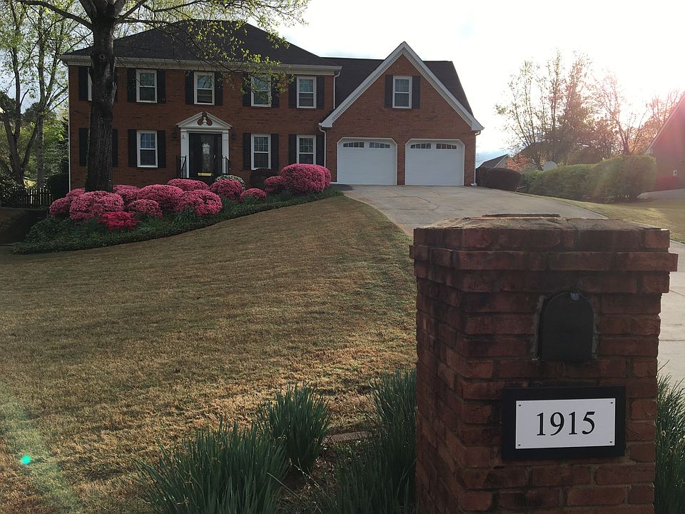 1st image of 1915 Vintage Dr