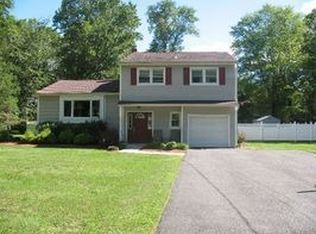 17 Westminster Dr, Parsippany, NJ 07054