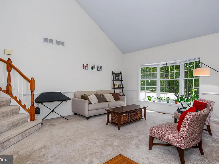 12952 Old Plains Rd — Photo 7