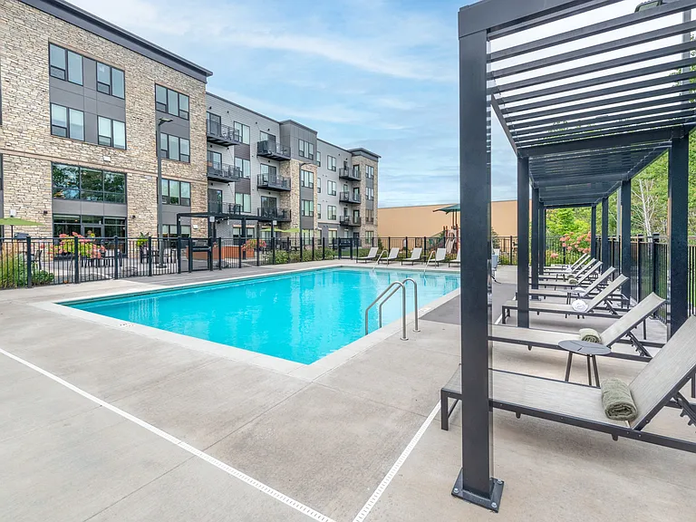 Northlake Lofts — Photo 34