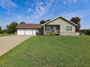 402 Doc Hanson St, New York Mills, MN 56567