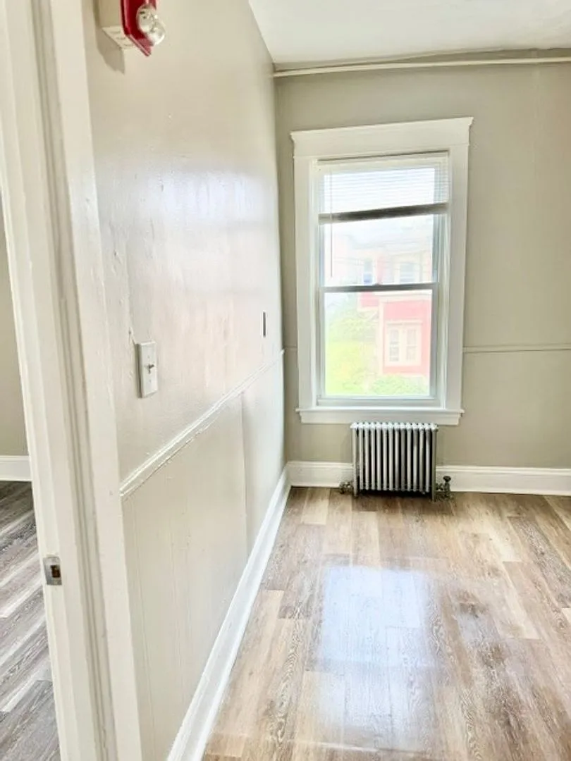 161 Montgomery St — Photo 1