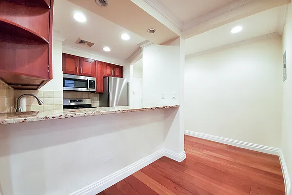 Rented by Warburg | media 3