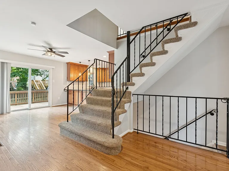 7401 Willshire Hunt Ct — Photo 18