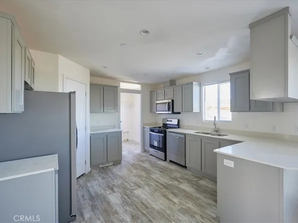 1772 Arcadia Rd, Phelan, CA 92371