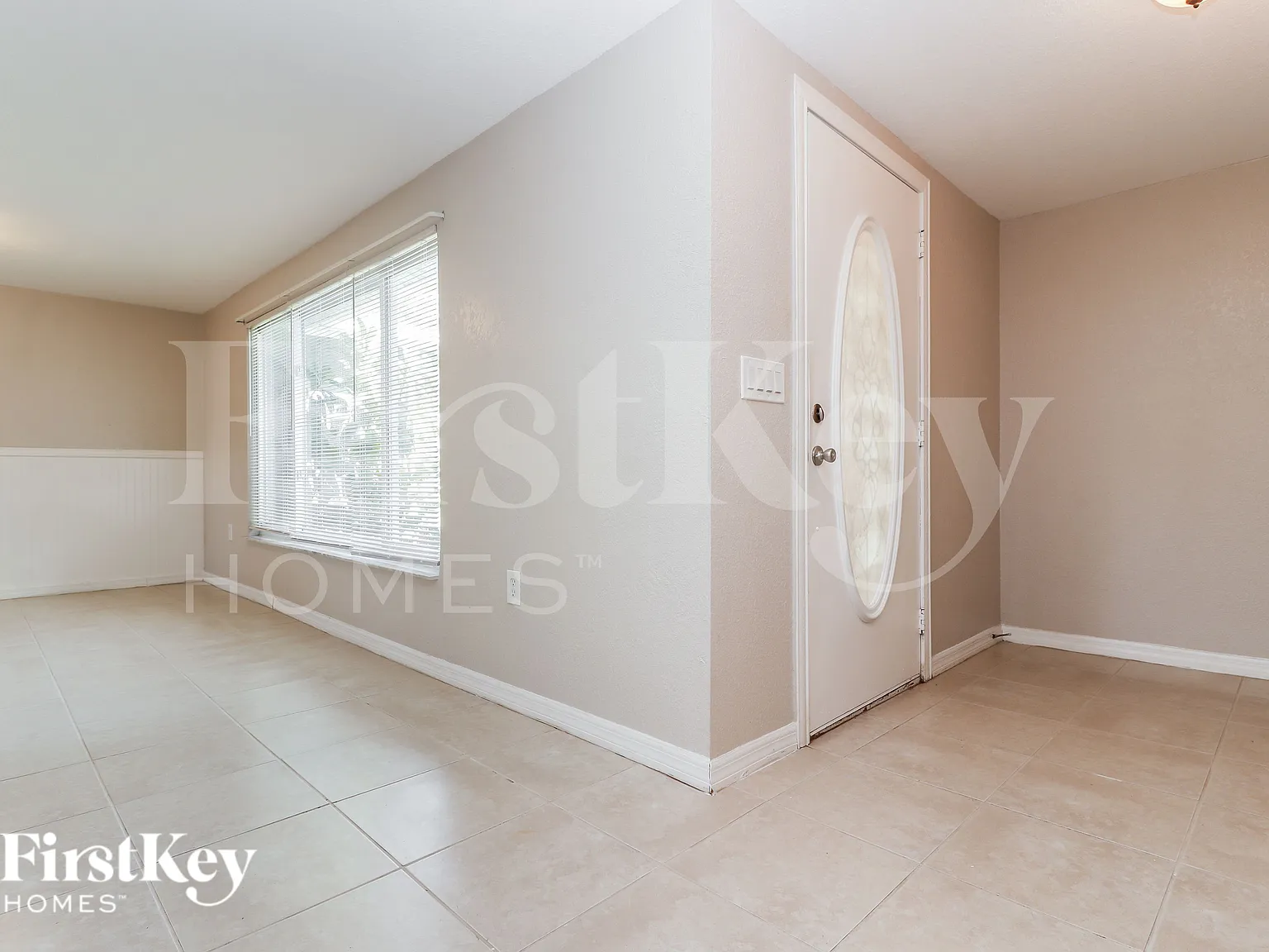 3 bed, 2.0 bath, 1521 sqft, $1,545 — Photo 3