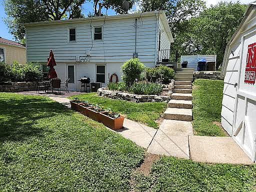 4th image of 7537 S 22nd St