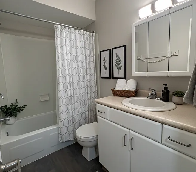 262 E 12th Ave #3 — Photo 17