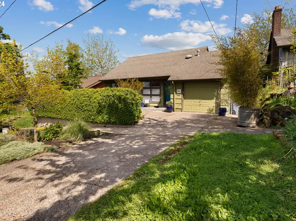 4223 SE Cora St, Portland, OR 97206