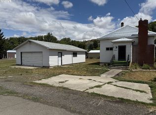 265 N 4th Ave, Elgin, OR 97827