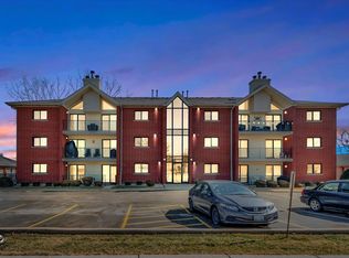 18245 66th Ct APT 1C, Tinley Park, IL 60477