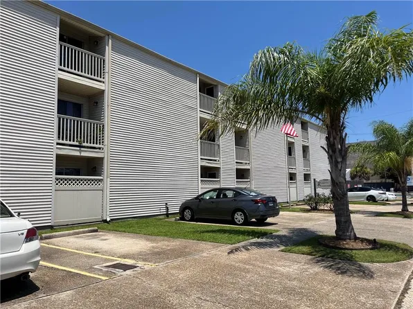 2330 Edenborn Ave #201, Metairie, LA 70005
