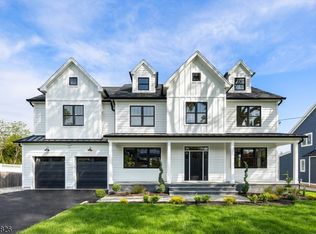 1882 N Gate Rd, Scotch Plains, NJ 07076