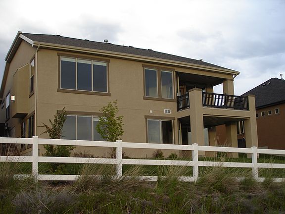 2nd image of 2713 N Turnberry Ln