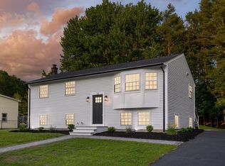 12 Edgewood Rd, Middleton, MA 01949