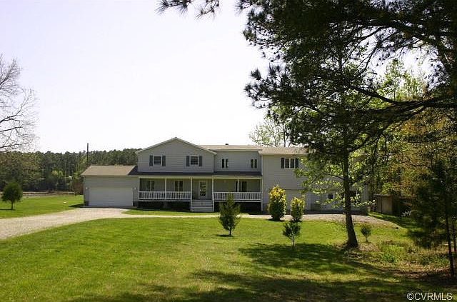 1st image of 130 Creekside Dr