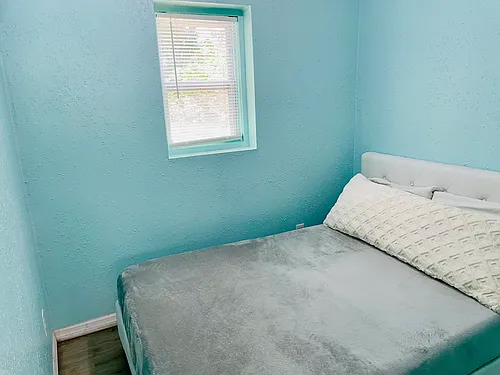 3224 N Davis St #2 Photo 1
