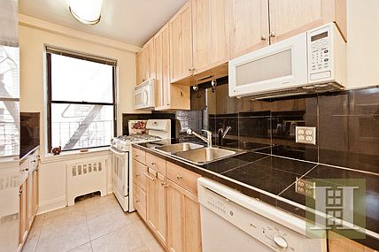 5th image of 3840 Greystone Ave APT 1R