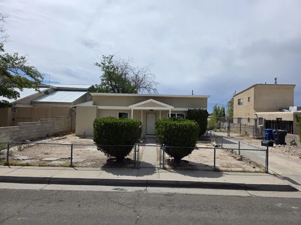 2827 Bel Air Dr NE, Albuquerque, NM 87110