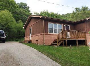 34 Richmond Hill Est, Van Lear, KY 41265