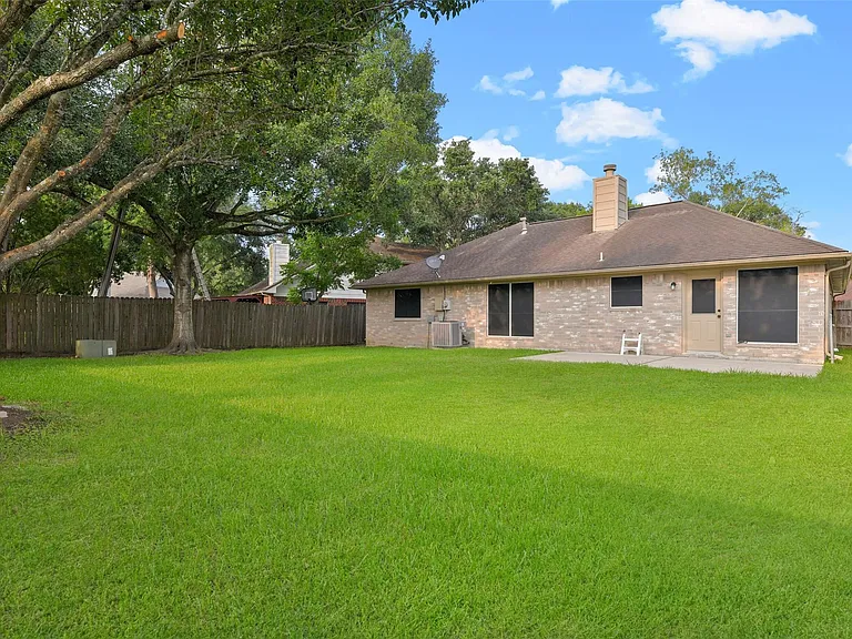 16010 Cedar Gully Dr — Photo 27
