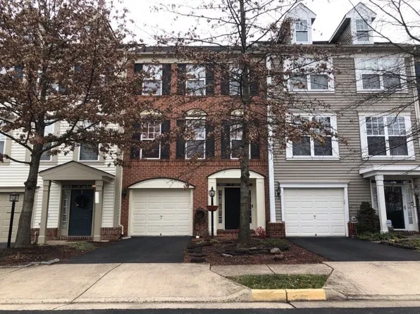 9157 Cascade Falls Dr, Bristow, VA 20136