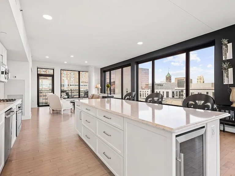 740 Portland Ave #1201 — Photo 3