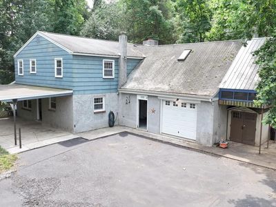 160 Stoney Bank Rd, Glen Mills, PA, 19342