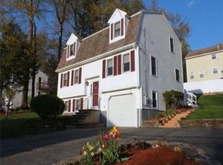 167 Lakeshore Dr, Dracut, MA 01826