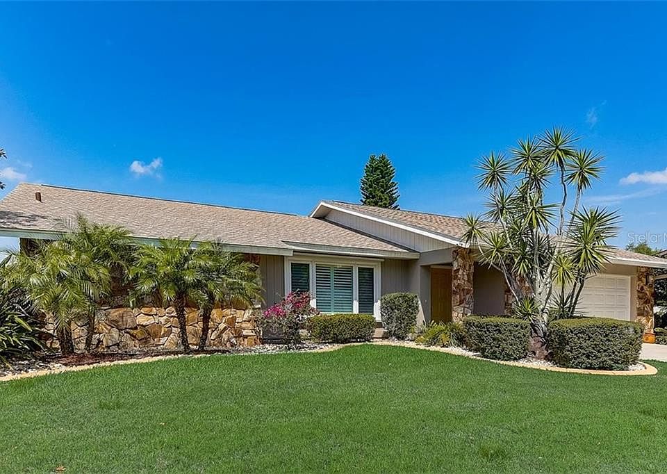1st image of 8224 Cypress Lake Dr