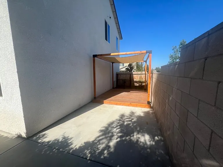 2038 S Palm St — Photo 26
