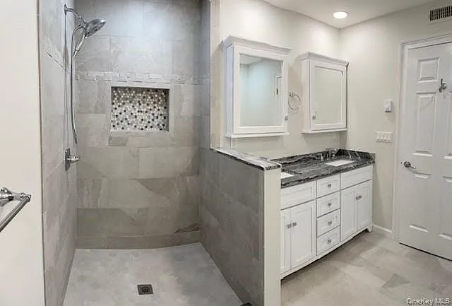 619 Heritage Hls #B — Photo 8