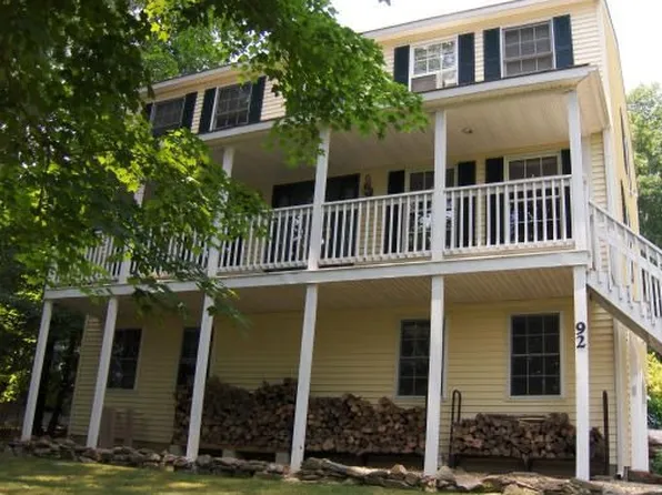 92 Five Bridge Rd, Brimfield, MA 01010