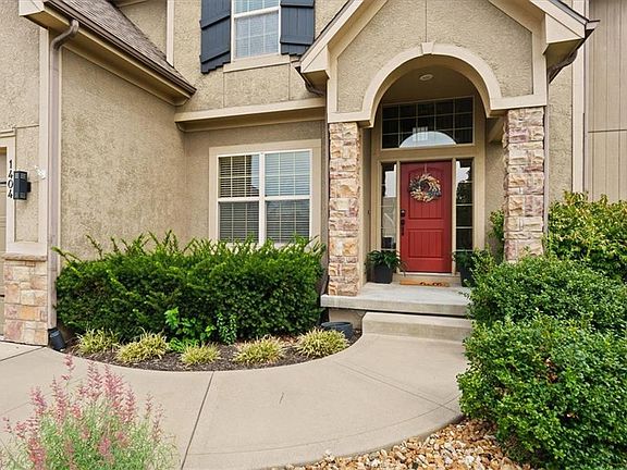 4th image of 1404 SW 41st Cir