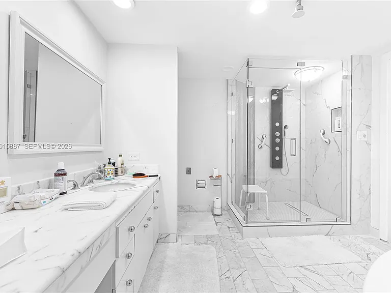 19667 Turnberry Way #3F — Photo 34