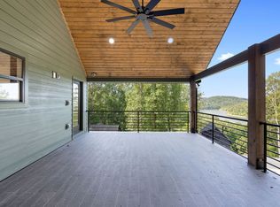 2405 Shoreside Dr, Smithville, TN 37166