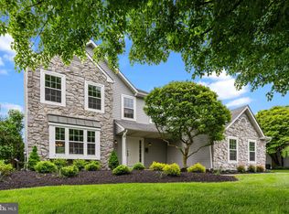 1 Geranium Ct, Newtown, PA 18940