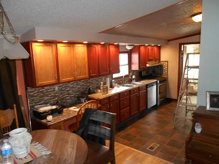1501 Grove Ave — Photo 8