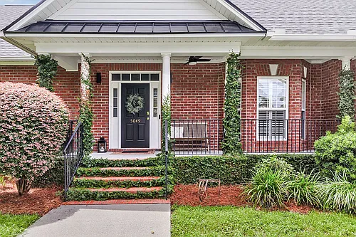 5049 Spaniel Dr Photo 1