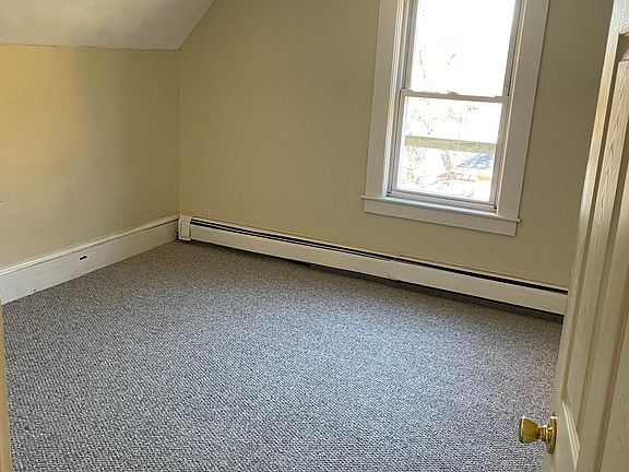 Bedroom #1 (11_x 11.5_)