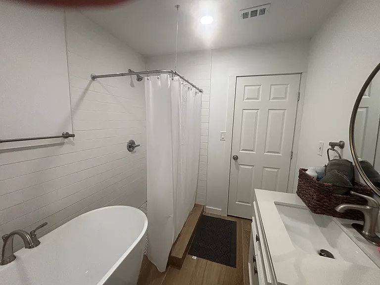 707 Mockingbird Ln — Photo 5