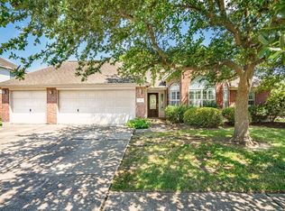 231 Boxwood Dr, Baytown, TX 77520