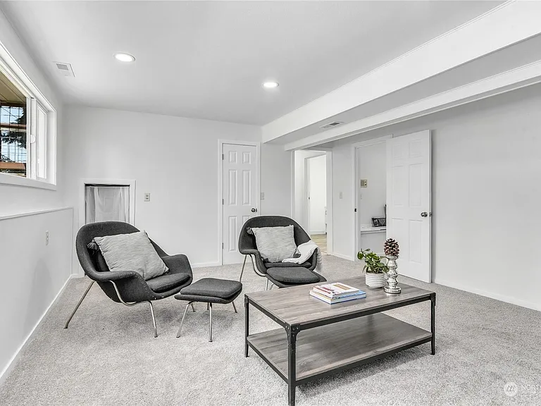 11423 38th Dr SE — Photo 18