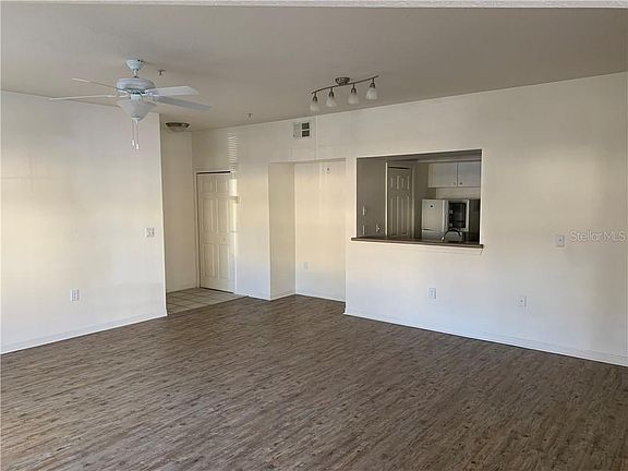 5th image of 2328 Midtown Ter APT 1011