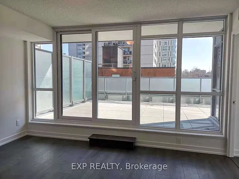 125 Redpath Ave #313 — Photo 7