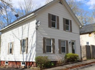 13 Keyes St, Warren, MA 01083