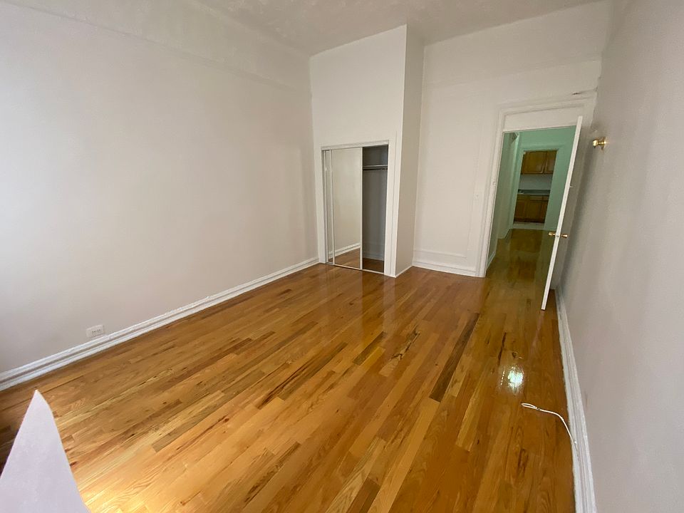 1st image of 700 W 175th St #1G