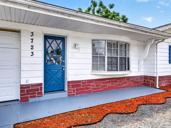 3723 Kingsbury Dr, Holiday, FL 34691