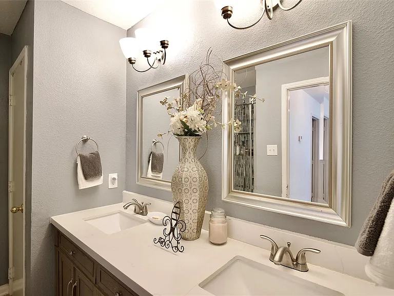 9503 Lerin Ln — Photo 30