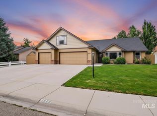 2900 N High Desert Way, Meridian, ID 83646